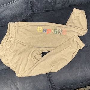 GAP sweatpants/joggers